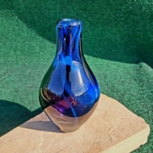 6in Hand Blown Blue Swirl Bud Vase Smooth Base No Chips